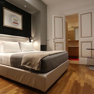 Camera con letto king size